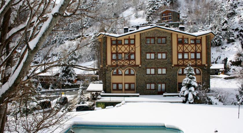 Hotel Xalet Verdu Arinsal Bagian luar foto